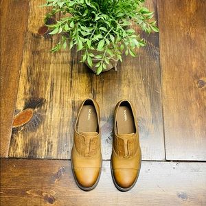 Sorel tan Major Oxfords size 7.5